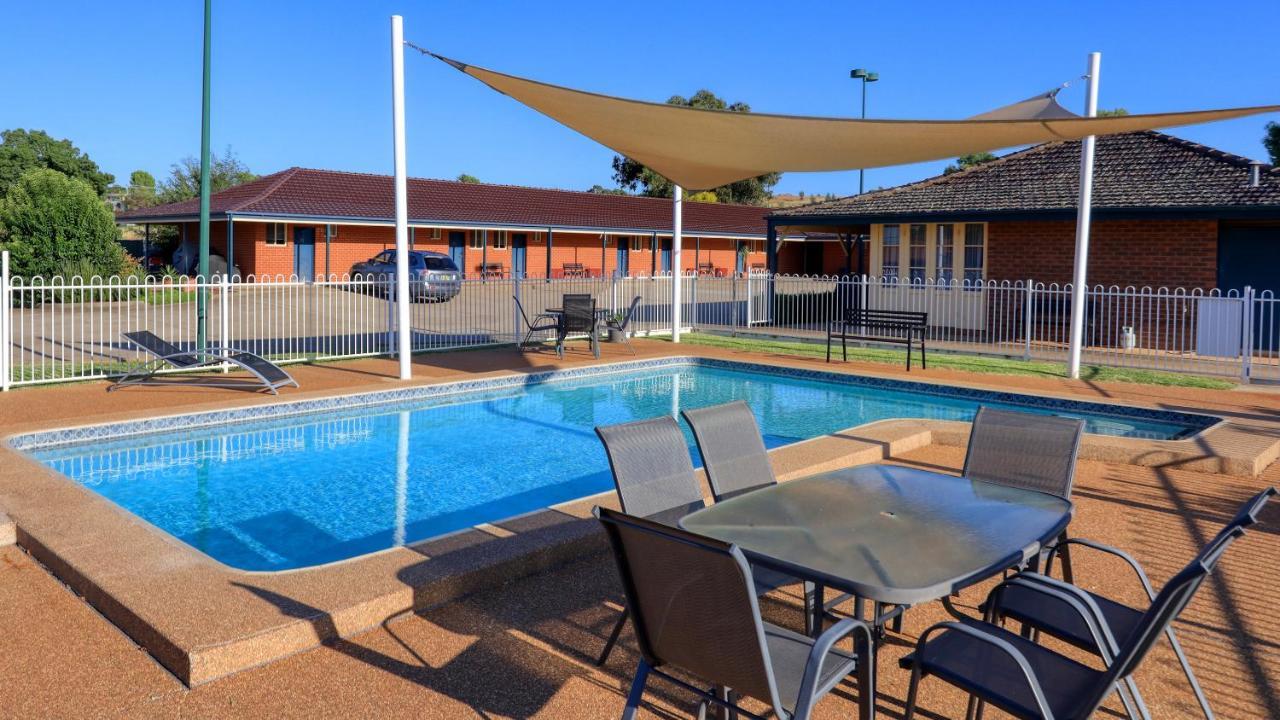 Bushman'S Motor Inn Parkes Exterior foto