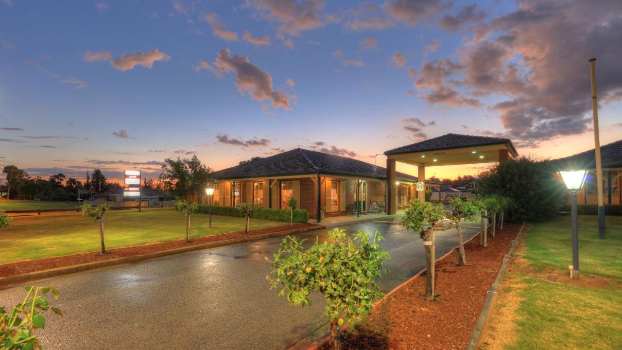 Bushman'S Motor Inn Parkes Exterior foto